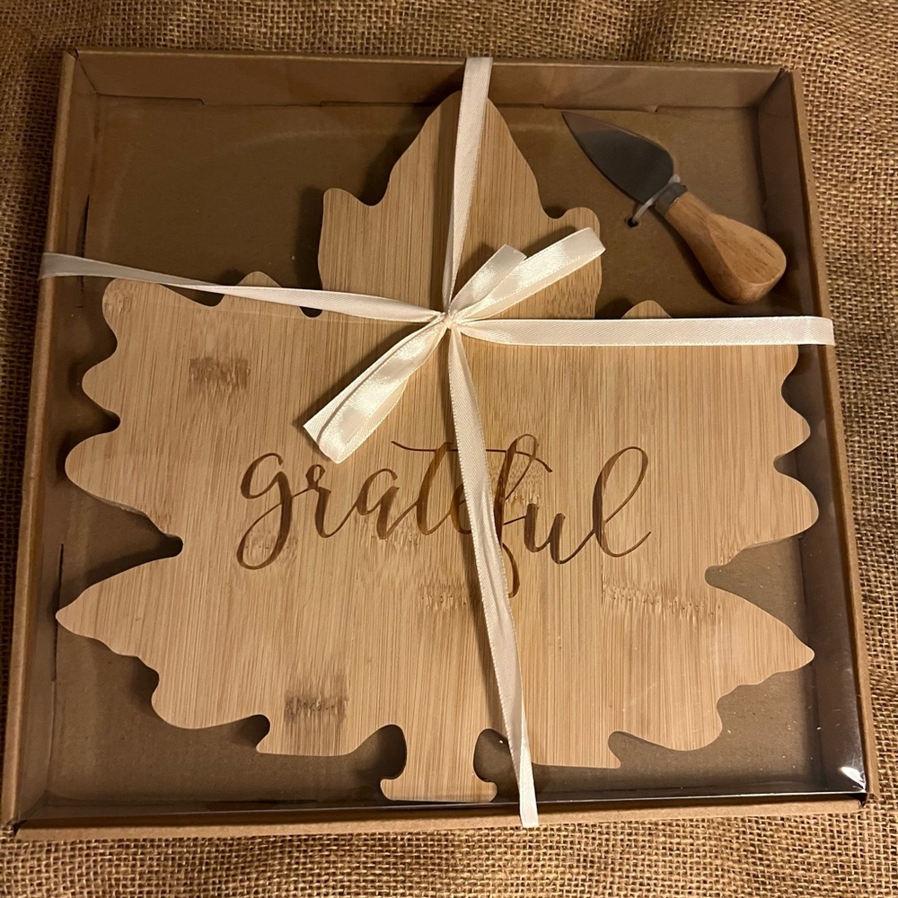 Wooden Leaf Charcuterie, or Cheese, Bread Serving or Cutting Board Set
